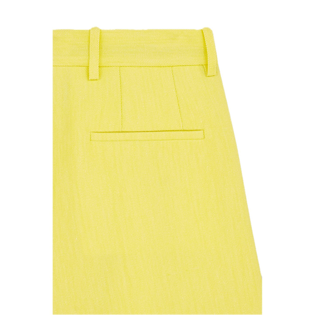 Short Tailored With Pleats