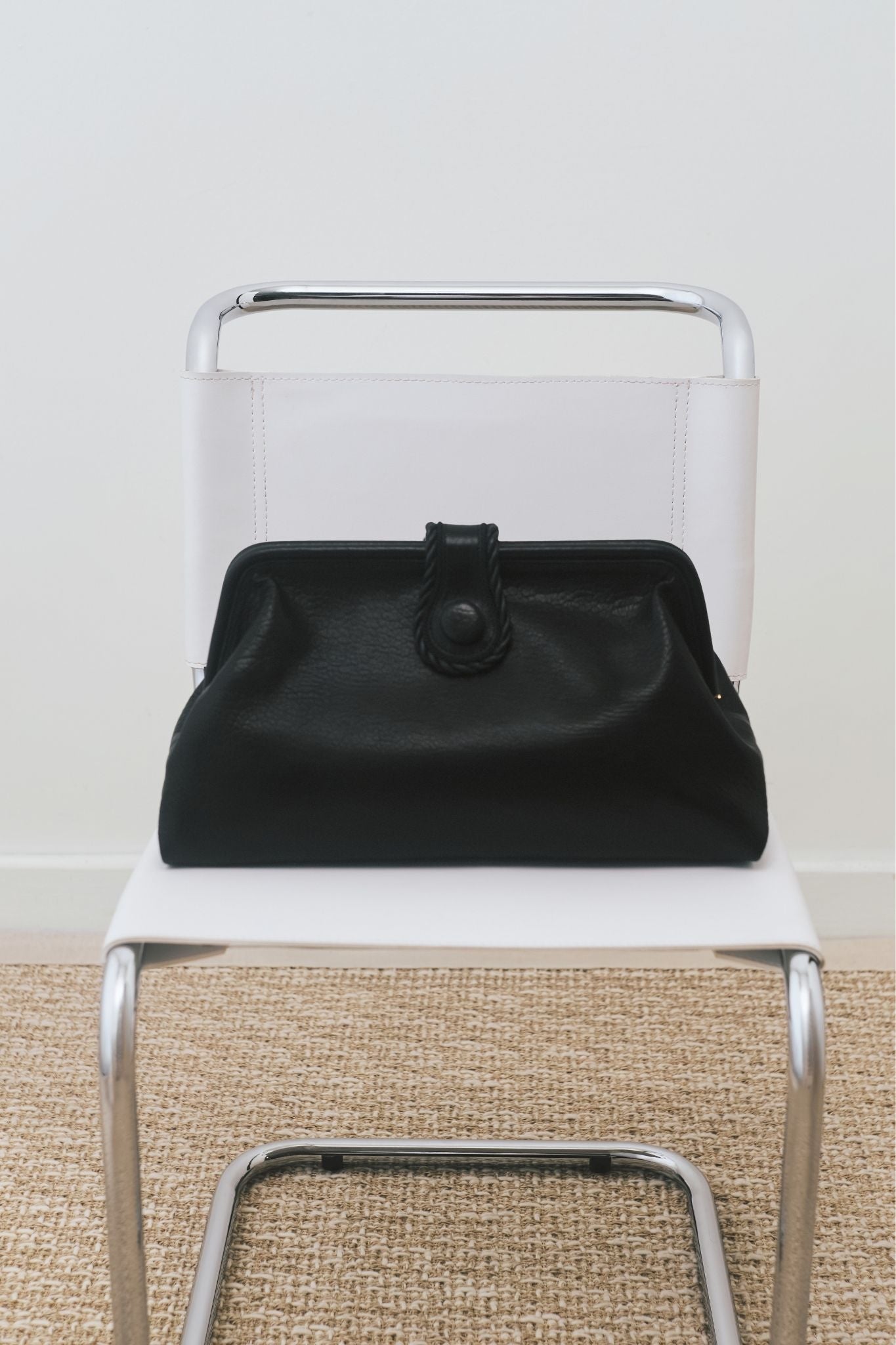 Hedera Black Large Pouch Bag