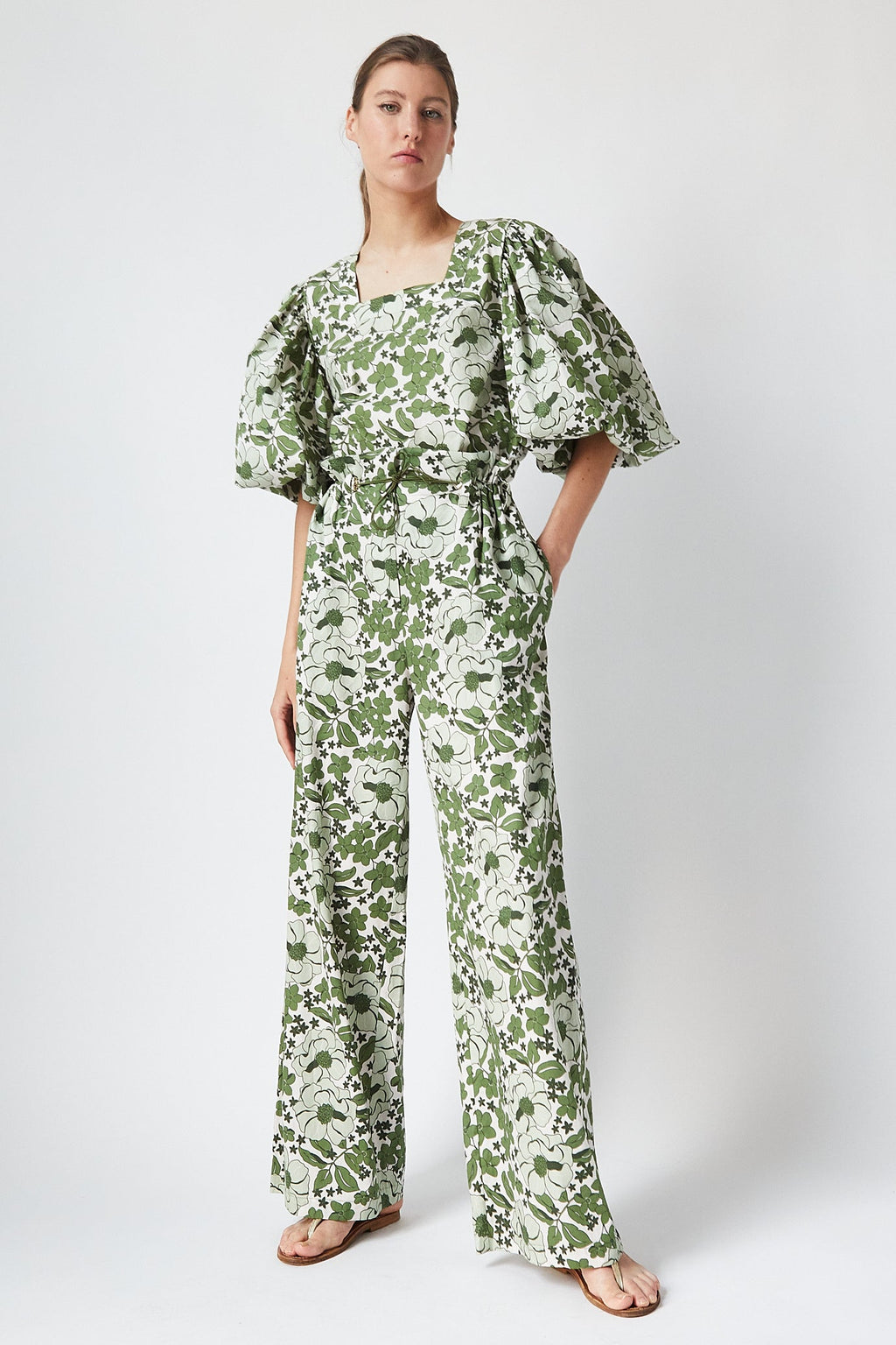 Top Peggy Green Bloom
