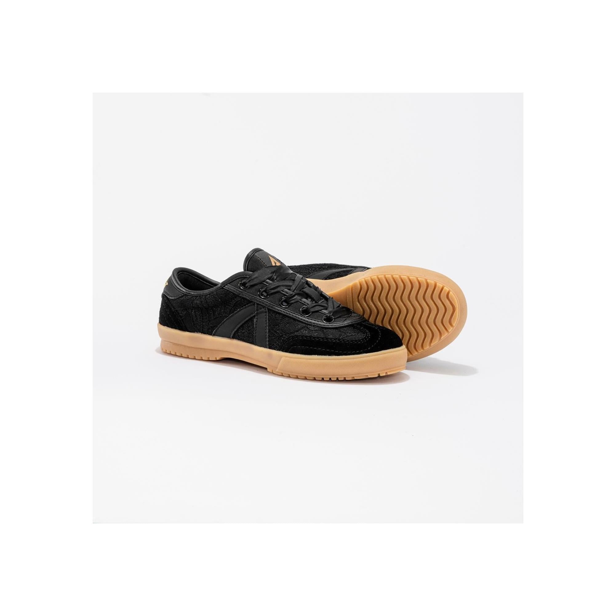 Sneakers Swing Black-Dentelles
