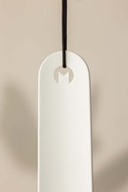 Schuhlöffel TILO, minimalistisch und elegant, aus hochwertigem Metall, ideal für moderne Interieurs.