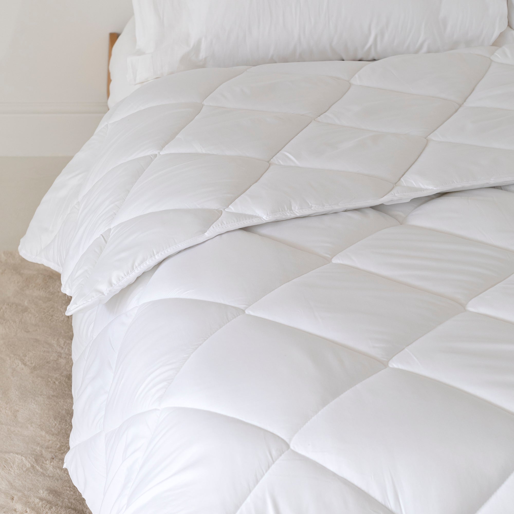 Couette 250 Gr Basic - Blanc