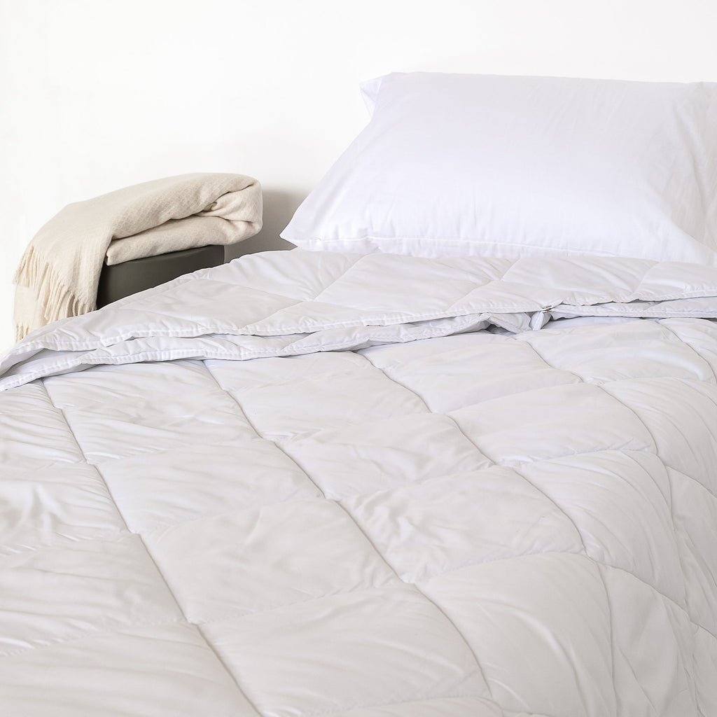 Couette Toutes Saisons 120 + 250 Gr Basic - Blanc