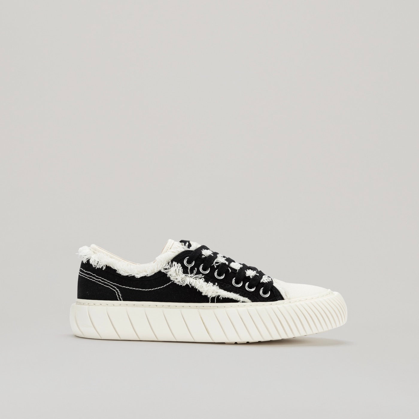 Sneakers Formula Low - White/Black