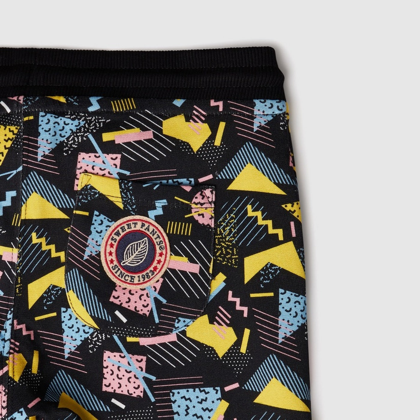Short Tkid Cutoff Print - Noir Et Jaune