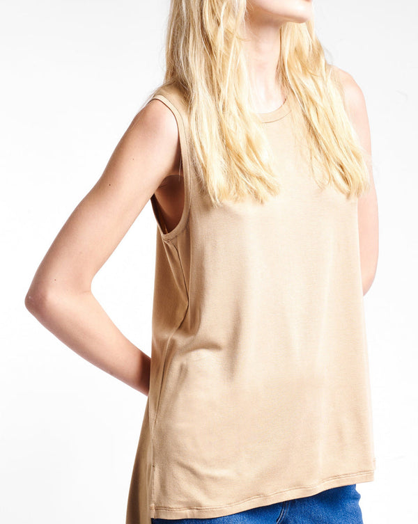 Margaux Lonnberg - T-Shirt Tommy - Camel