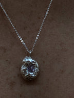 Collier Organic 003