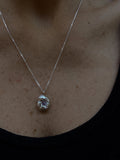 Collier Organic 003