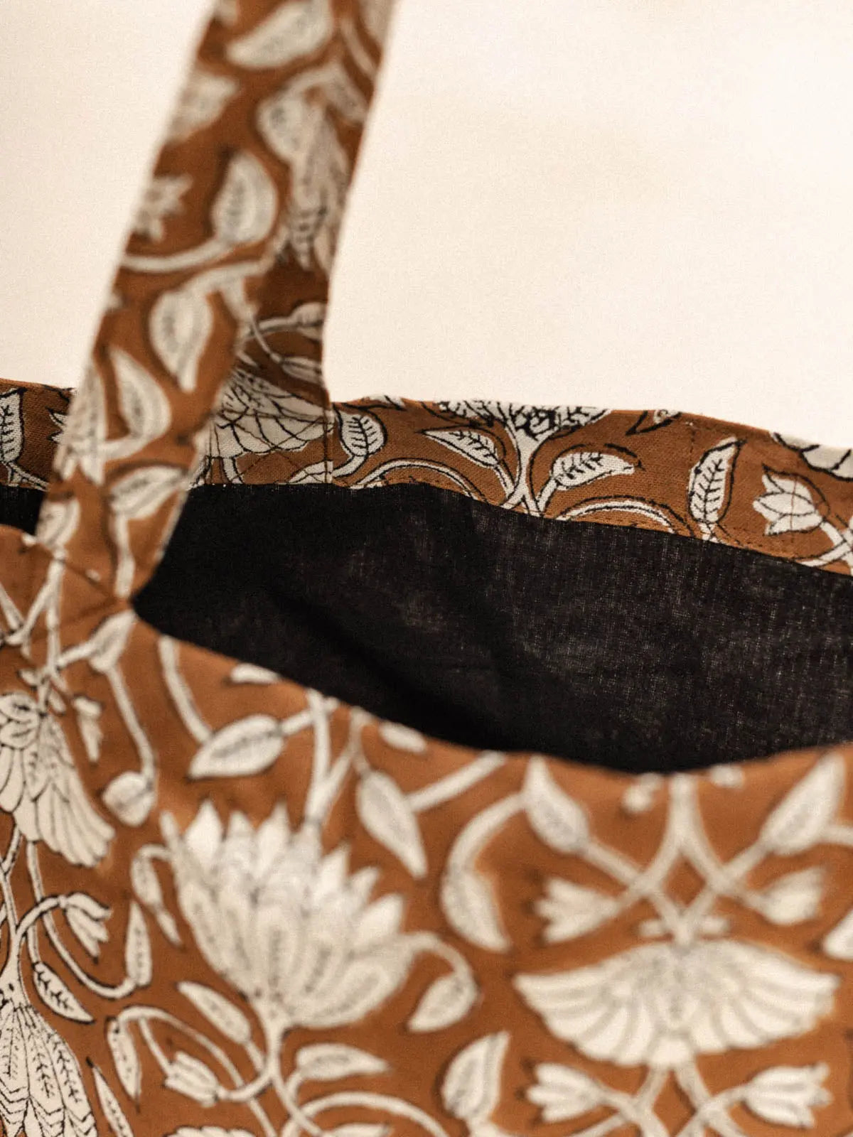 Tote Bag -  Lotus Marron KIRANE