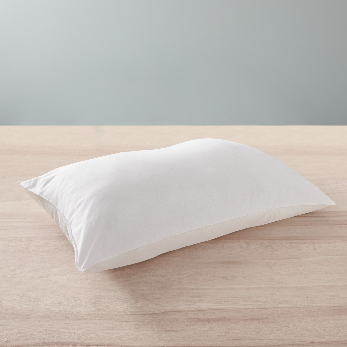 Oreiller - Gamme "Confort" - Traité Anti Acarien Soft & Care - Blanc