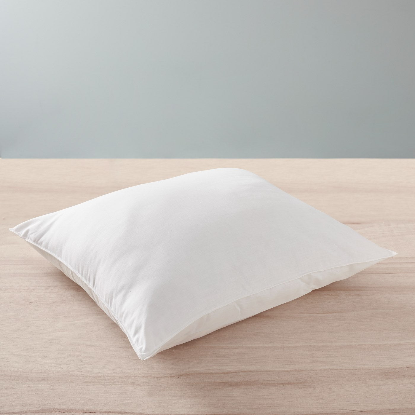 Oreiller - Gamme "Confort" - Traité Anti Acarien Soft & Care - Blanc