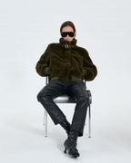 Veste courte en fausse fourrure kaki_2