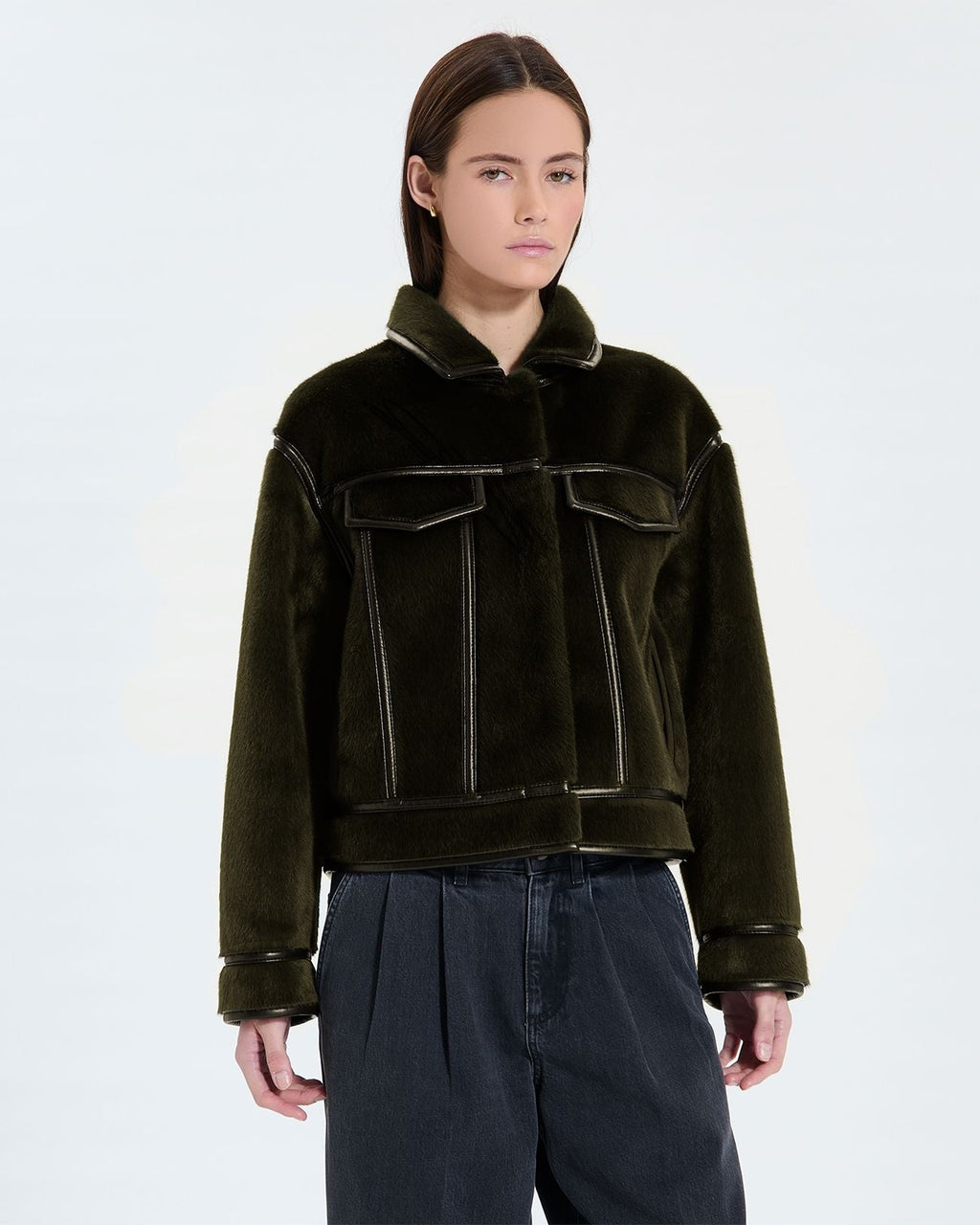 Veste courte en fausse fourrure kaki_1