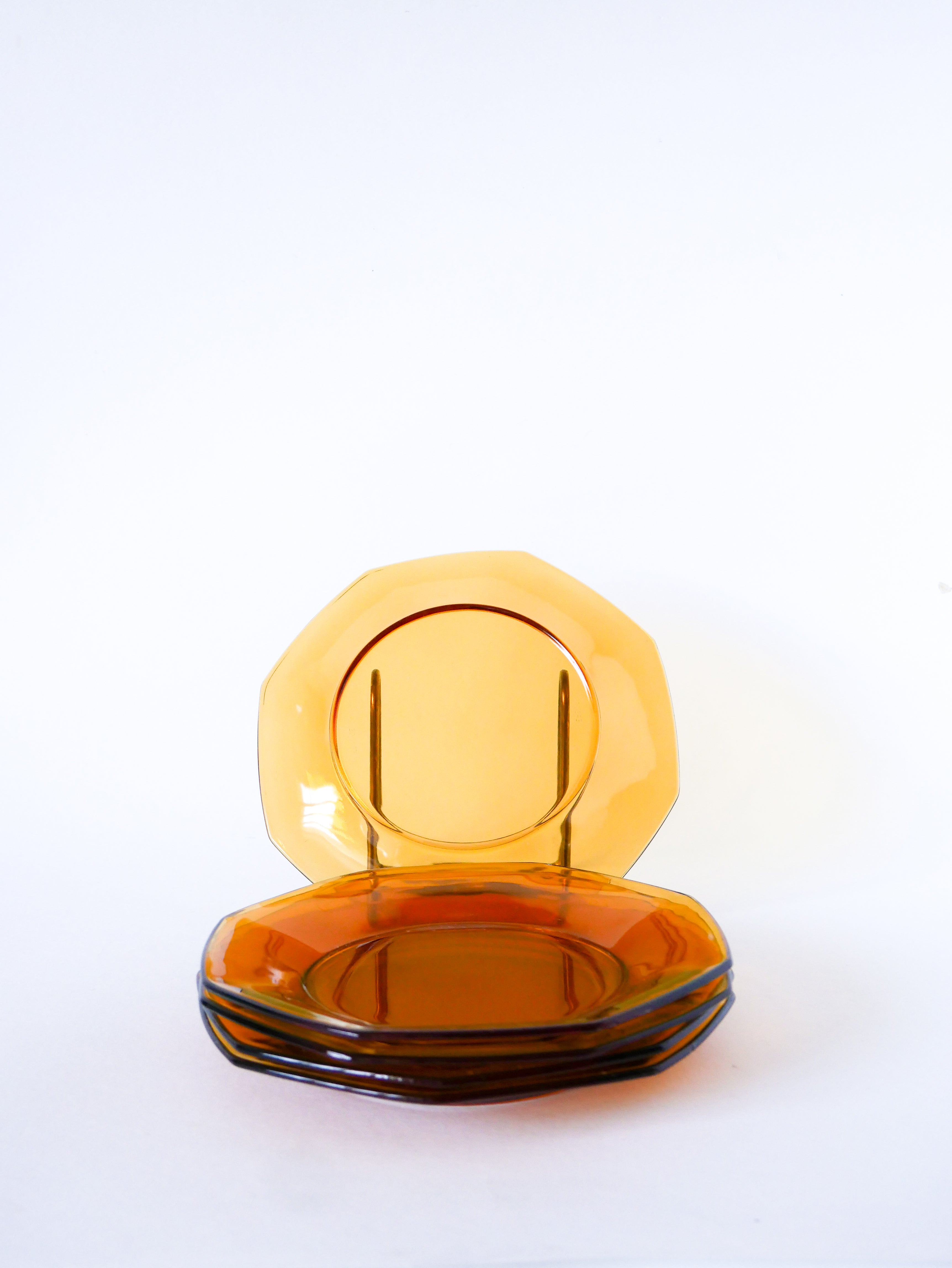 Lot De 6 Assiettes À Dessert Octogonales En Verre Ambré, Made In France, 1970