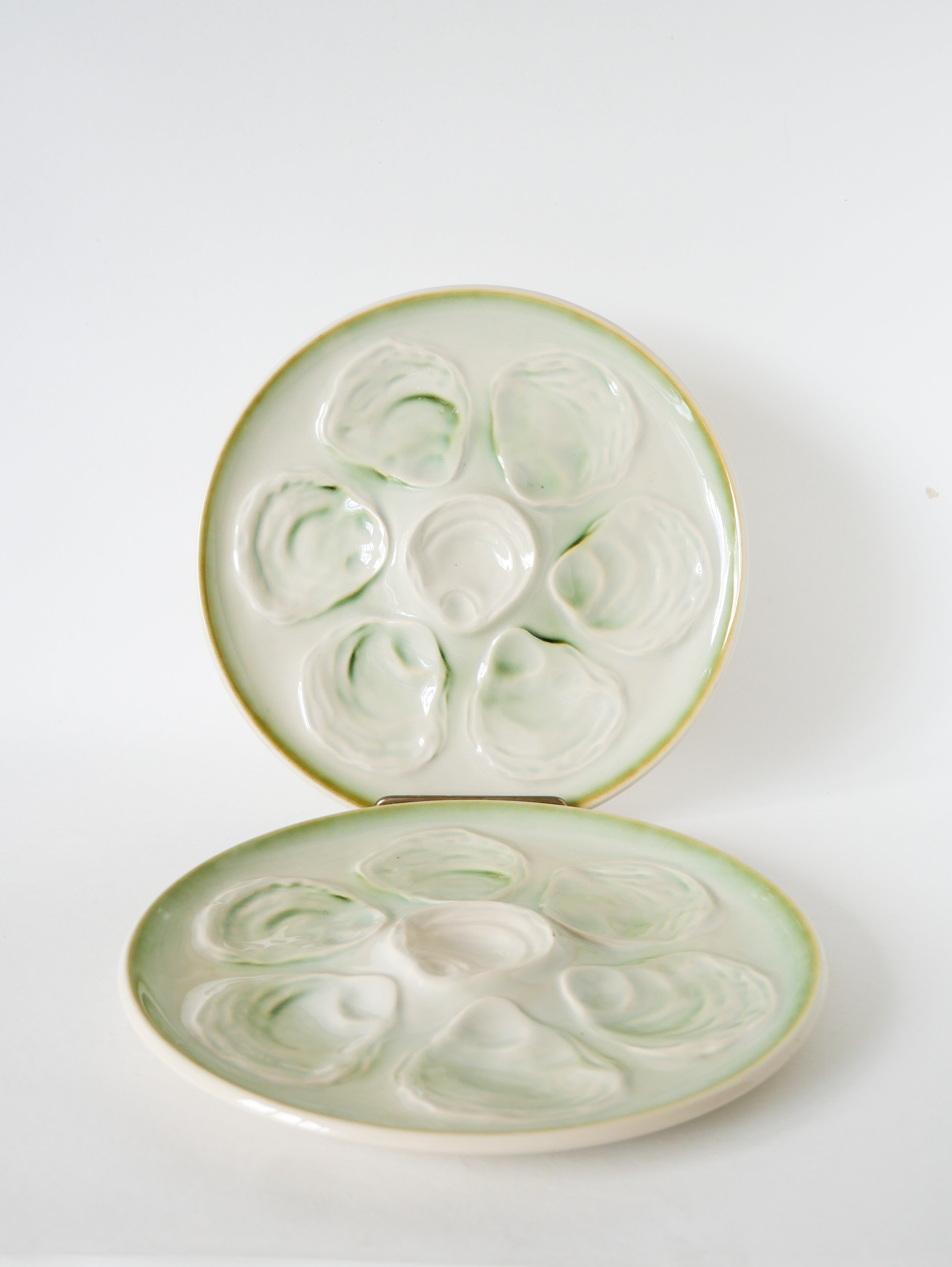 Paire D'Assiettes À Huîtres En Barbotine, Bleu & Vert, 1960