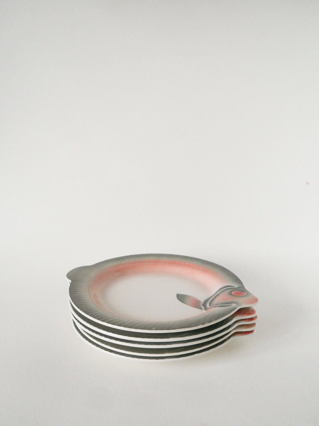 Lot De 6 Assiettes Plates En Barbotine, Forme Poisson, Rose Et Gris, 1960