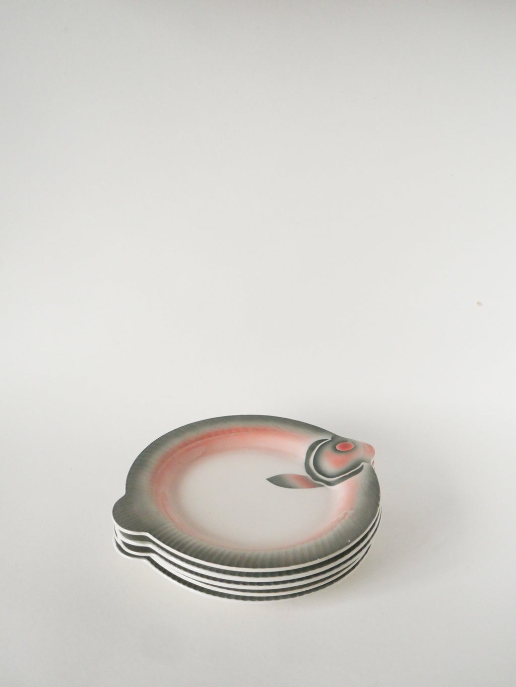 Lot De 6 Assiettes Plates En Barbotine, Forme Poisson, Rose Et Gris, 1960