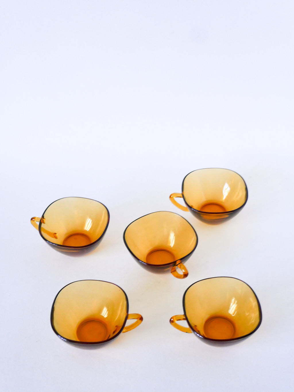 Lot De 5 Tasses À Café En Verre Ambré, Design, 1970