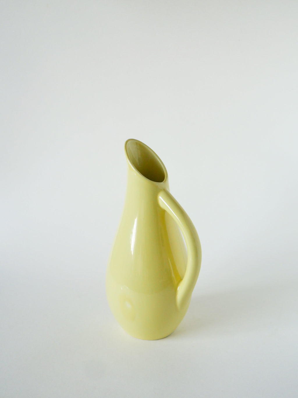 Grand Pichet En Céramique, Jaune Beurre, Signé Magda, 1960