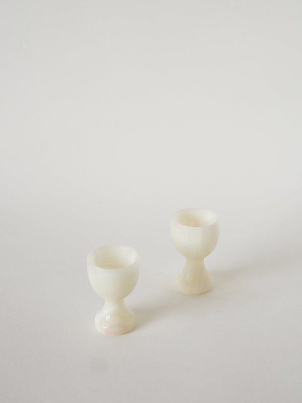Paire De Coquetiers En Albâtre, Ecru, 1970