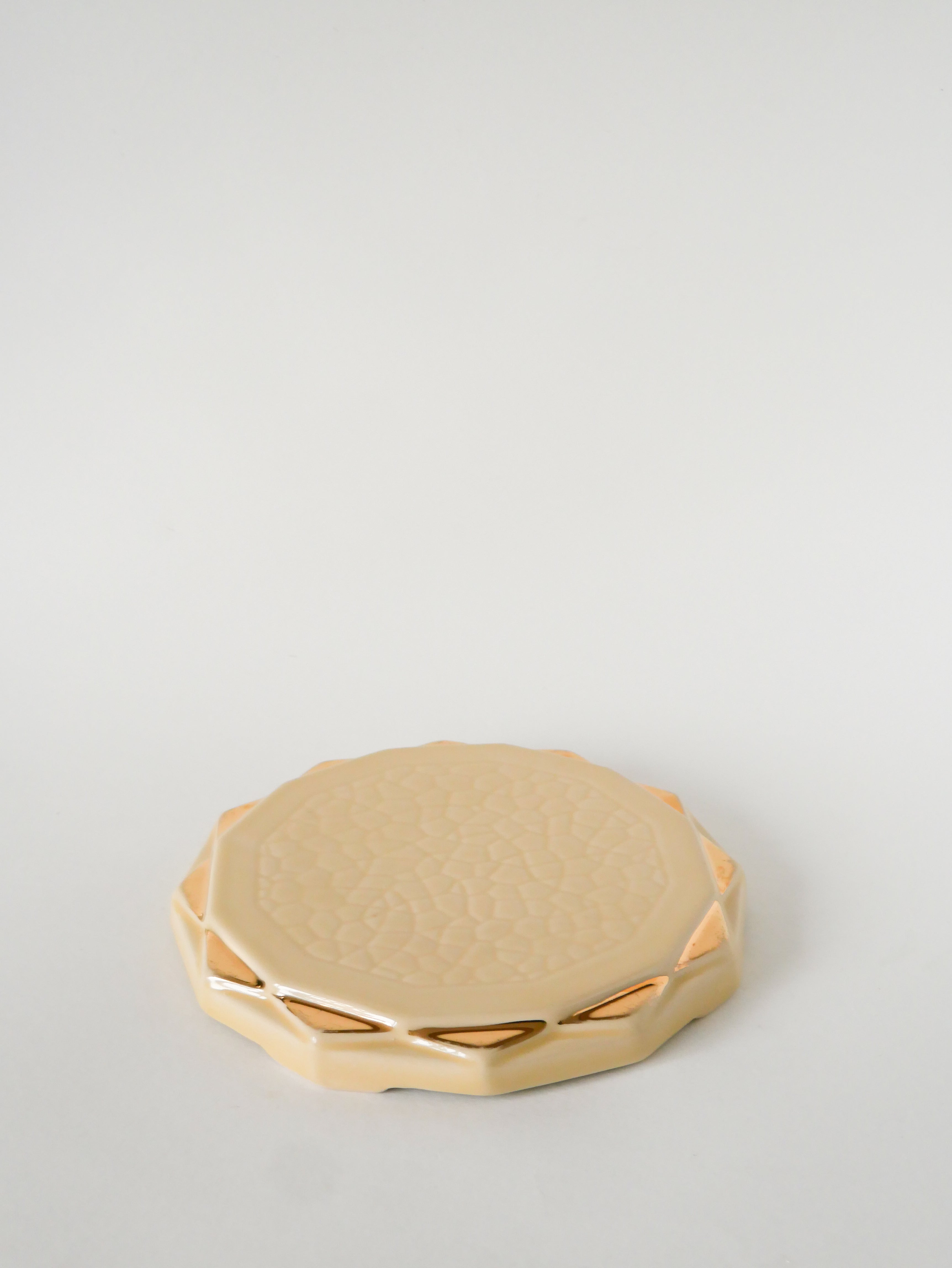 Dessous De Plat En Céramique, Jaune Beurre Et Doré, 1960