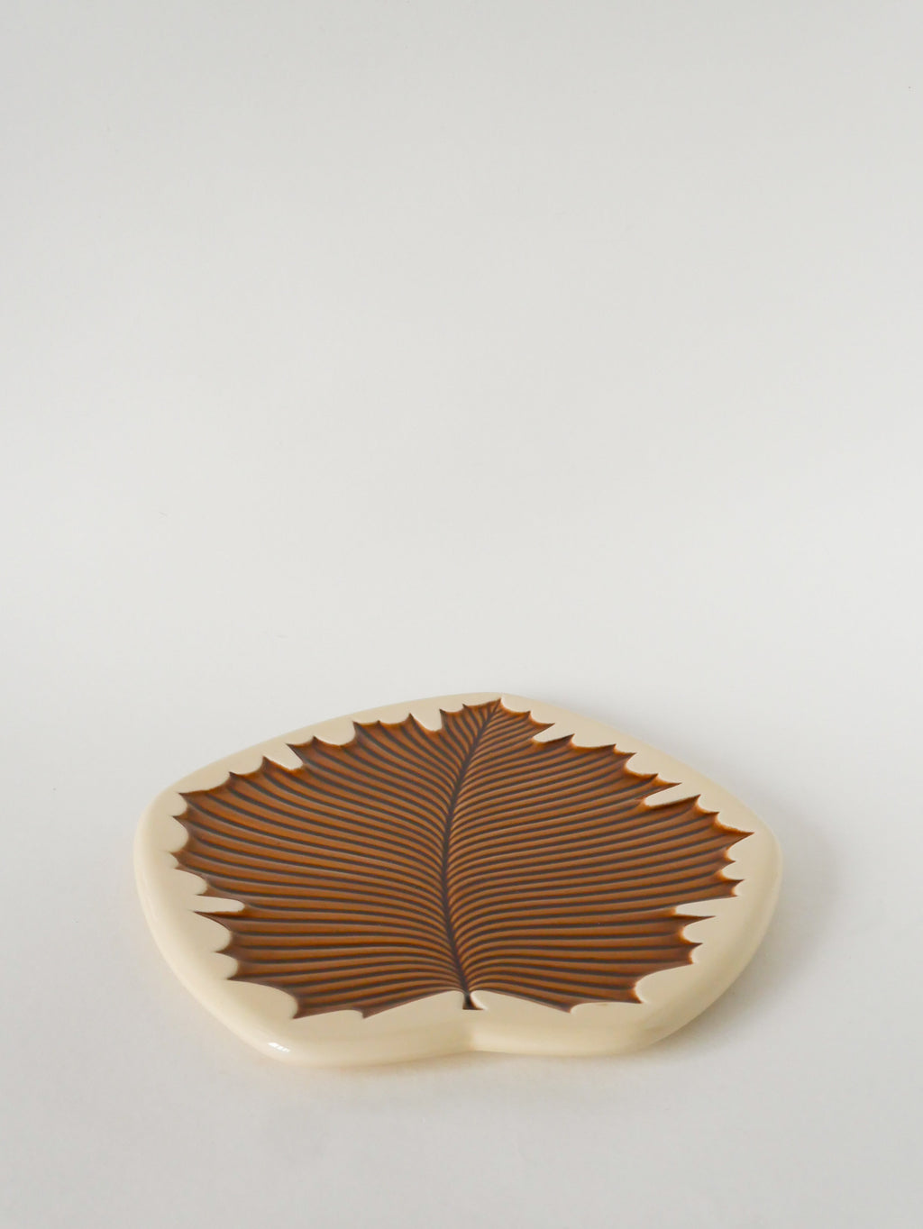 Dessous De Plat En Céramique Modèle Feuille, Verceram, Marron, 1960