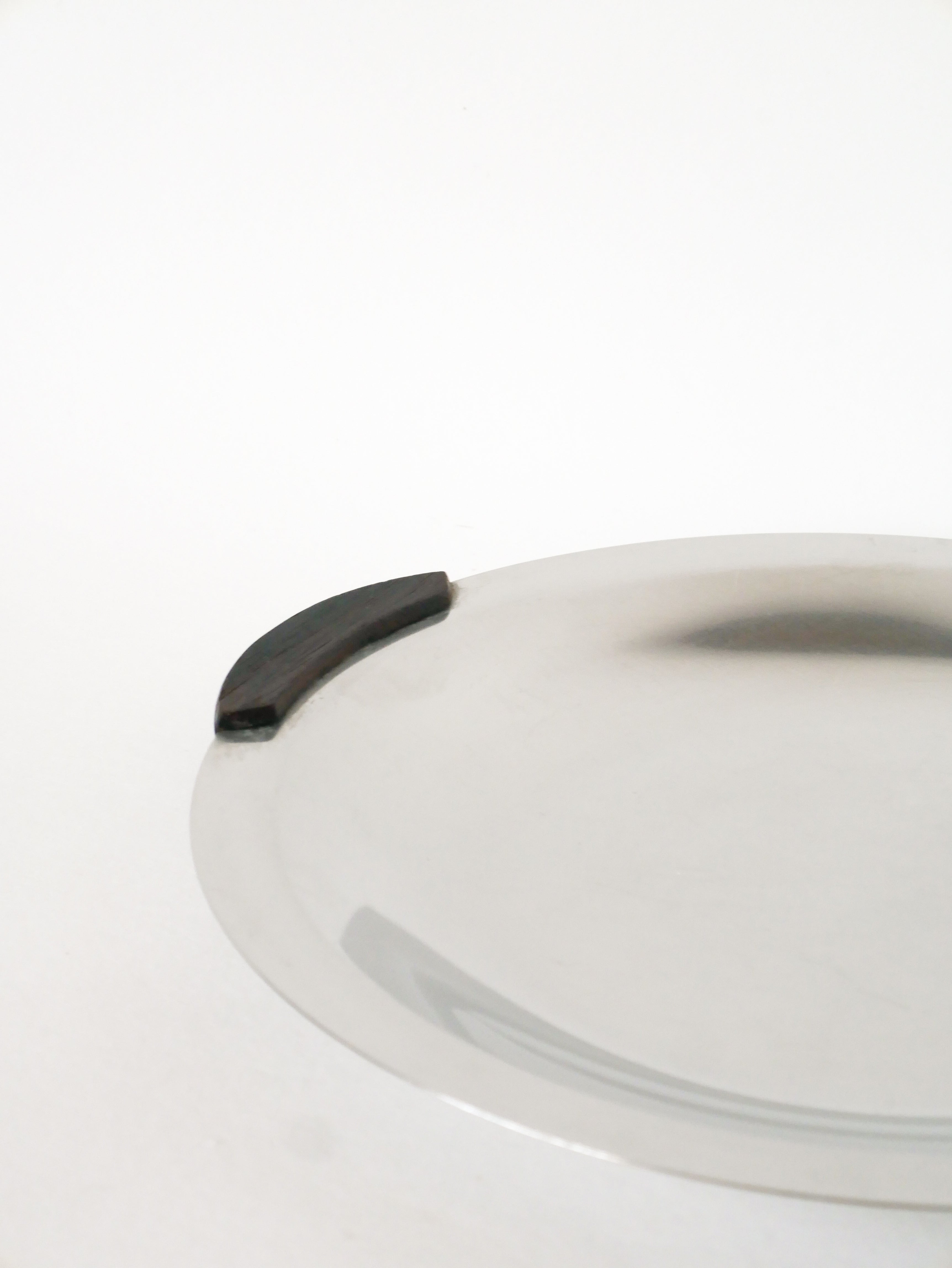 Plat Rond En Inox Avec Poignées En Bois - Design 1970 - 32Cm