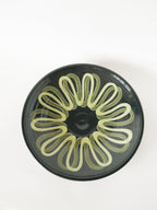 Grande Coupe En Céramique, Motifs Abstraits, Noir & Jaune, Made In Belgium, 1960 - 30 X 5 Cm