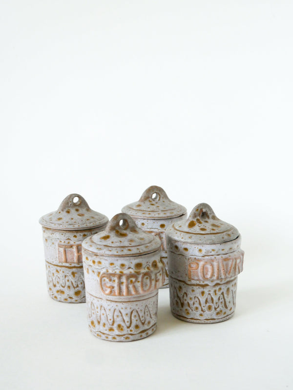 Lot De 4 Pots À Épices En Céramique, Signés Austruy, 1970 11 X 9 Cm