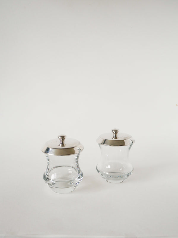 Duo De Pots À Condiments En Cristal Et Métal Argenté, Saint Hilaire, 1960