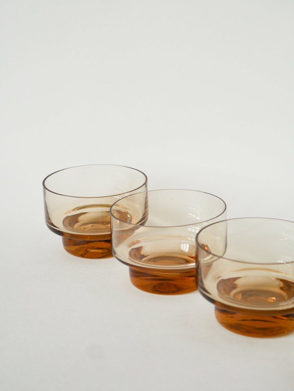 Lot De 4 Coupes En Verre, Ambre Rose, Design, 1970