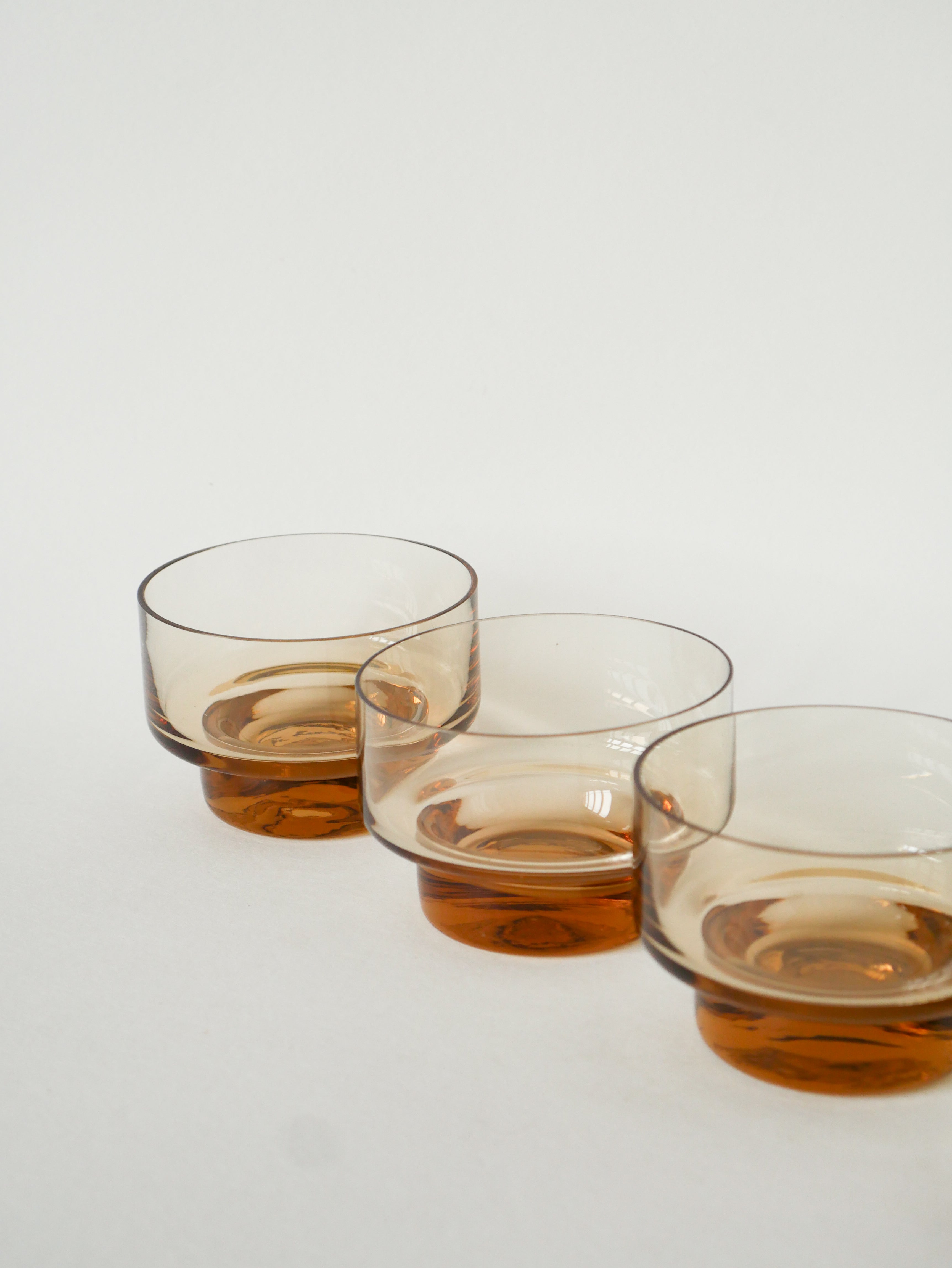 Lot De 4 Coupes En Verre, Ambre Rose, Design, 1970