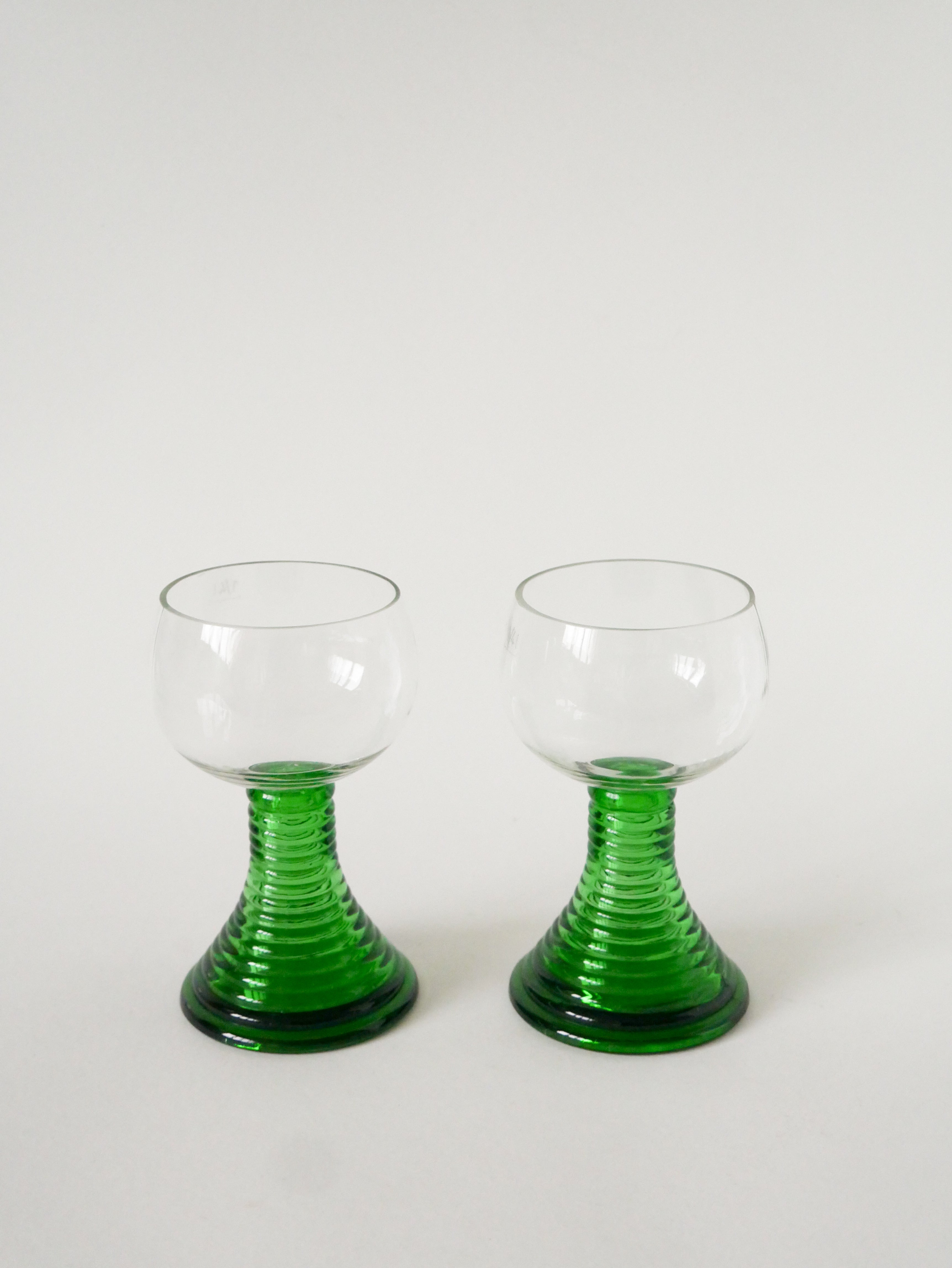 Duo De Grands Verres À Vin Style Roemer, Pieds Verts, 1970