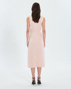 Robe asymétrique satinée nude_3