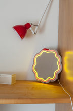 Tokyo - Miroir Néon Décoratif Avec Lumières LED Vagues Orange Et Jaune