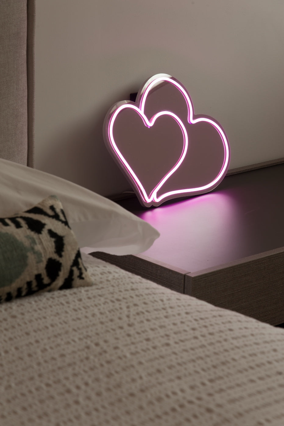 Tokyo - Miroir Néon Décoratif Avec Lumières LED Cœurs Roses