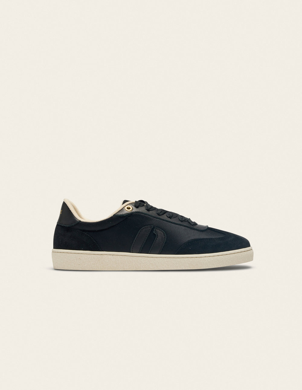 Baskets Basses Lucia - Satin Et Suède Noir