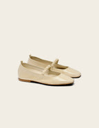 Ballerines Serra - Cuir Plissé Verni Écru