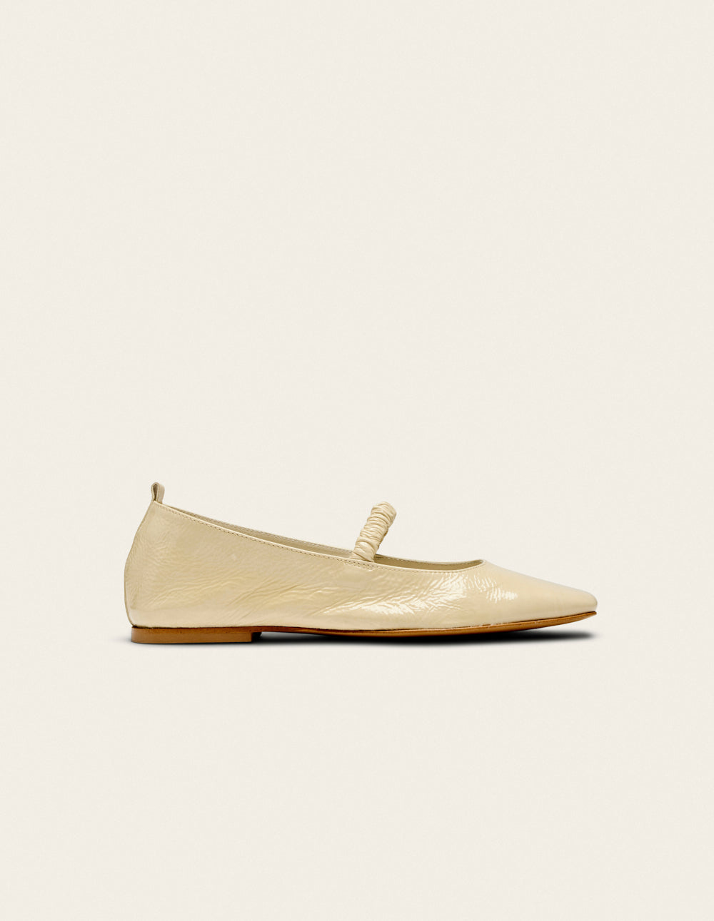 Ballerines Serra - Cuir Plissé Verni Écru