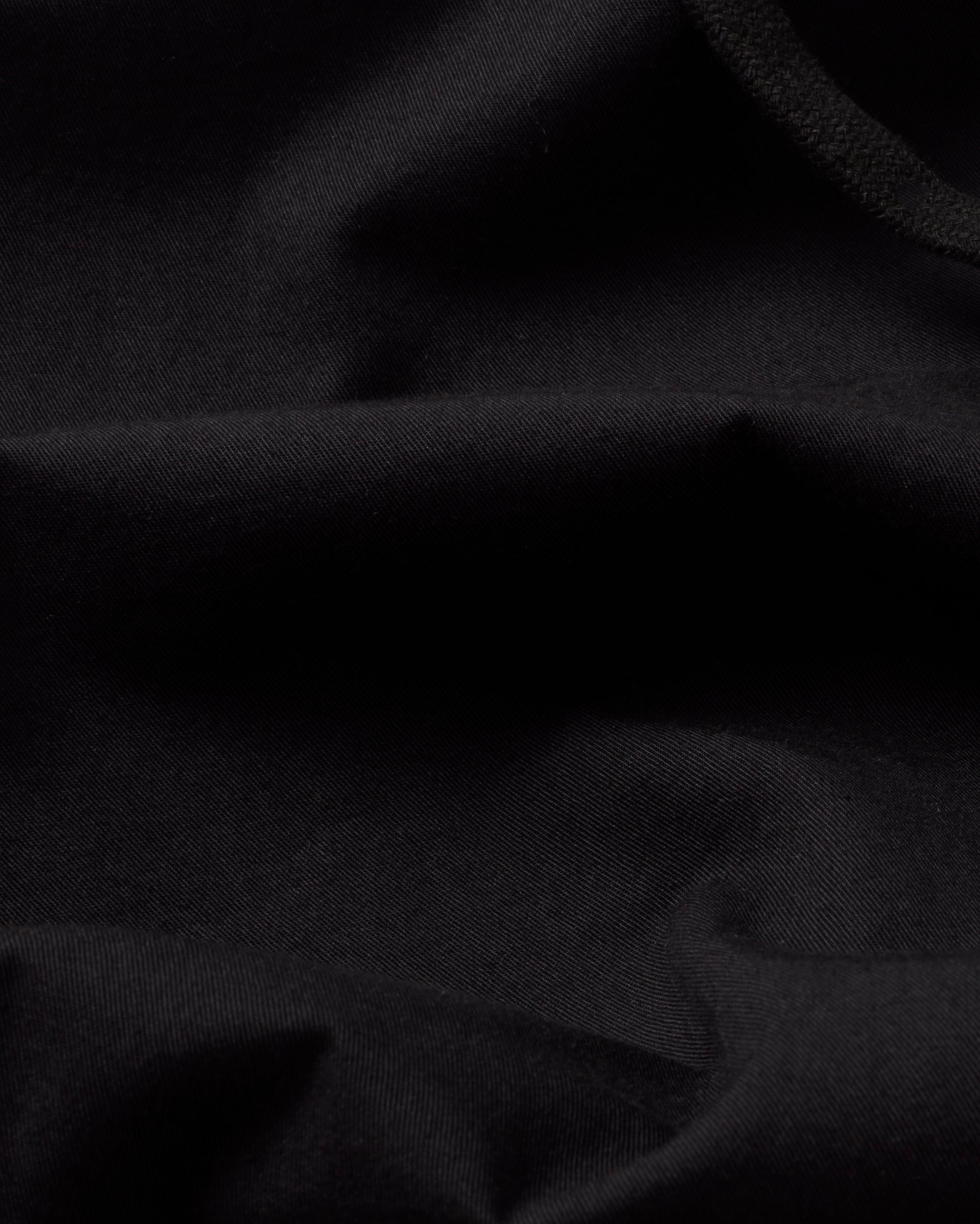 Pantalón negro Esther sostenible  - silueta 2