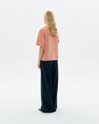 Camiseta rosa bordada a mano flower Lucia sostenible - 4