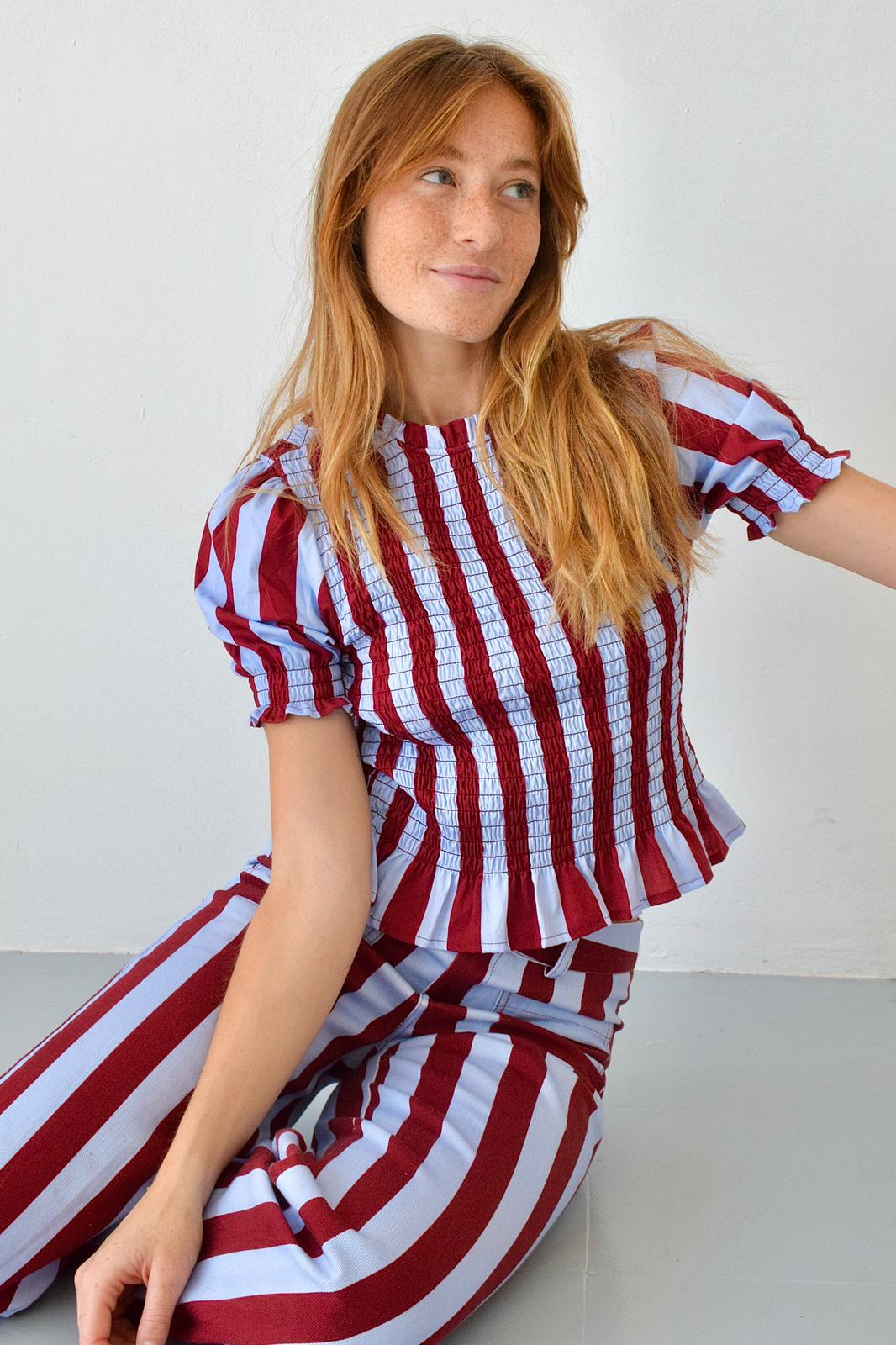Blouse Chía Rayures Manches Courtes Bordeaux Et Bleu Clair