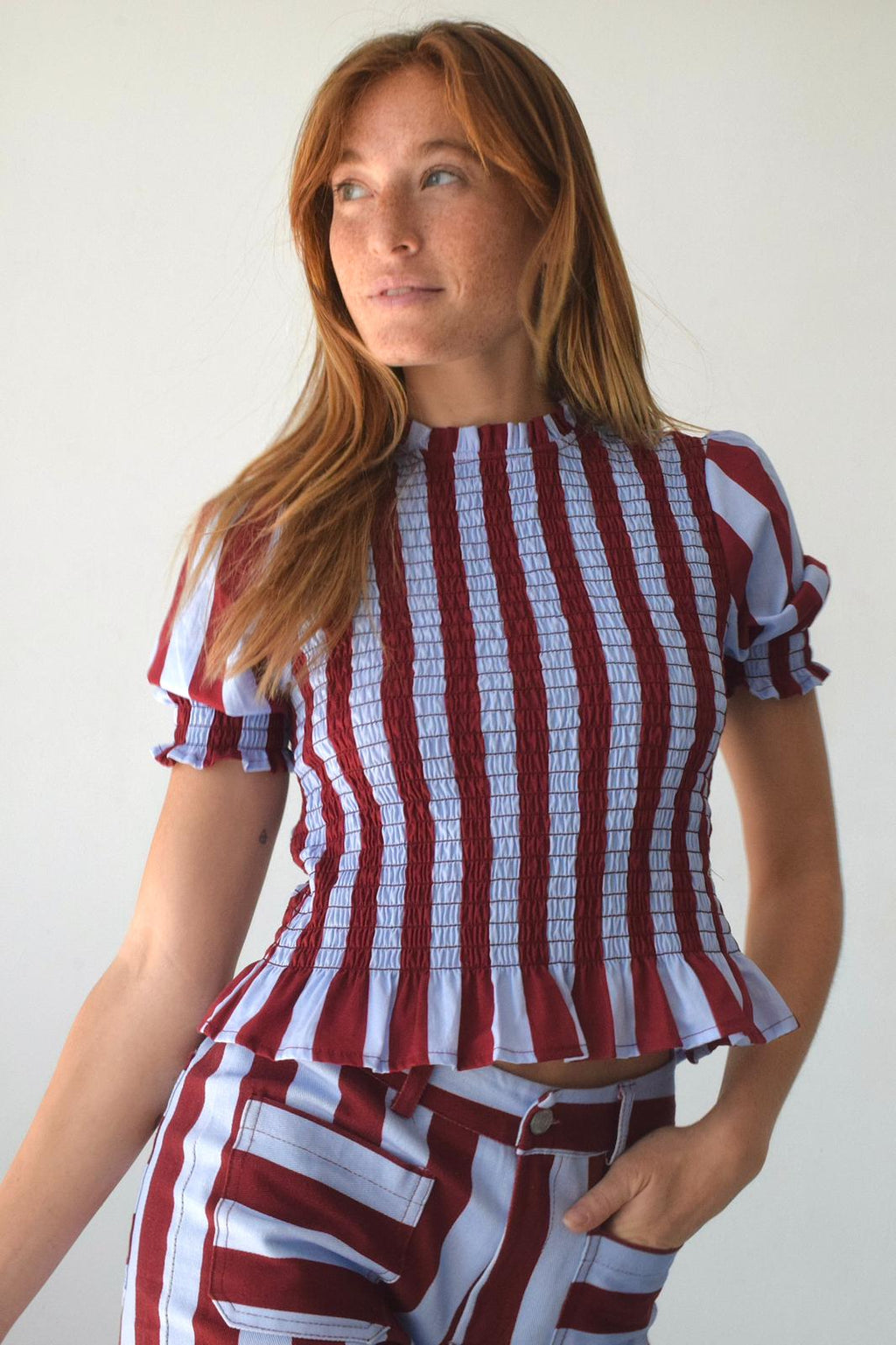 Blouse Chía Rayures Manches Courtes Bordeaux Et Bleu Clair