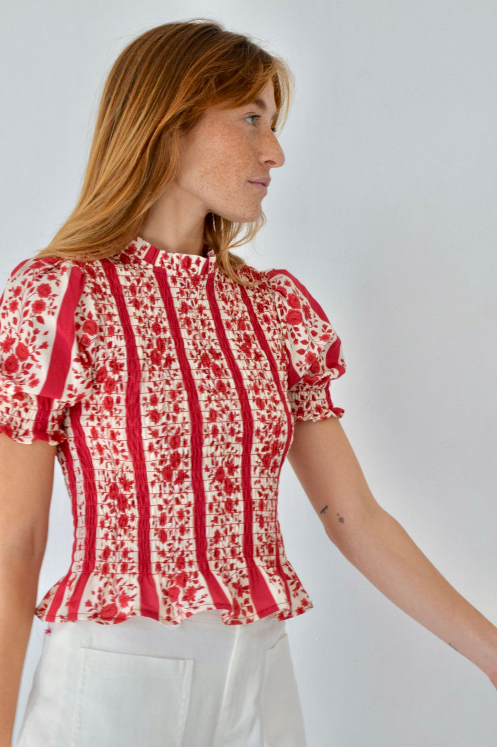Blouse Chía Fleurs Manches Courtes Rouge
