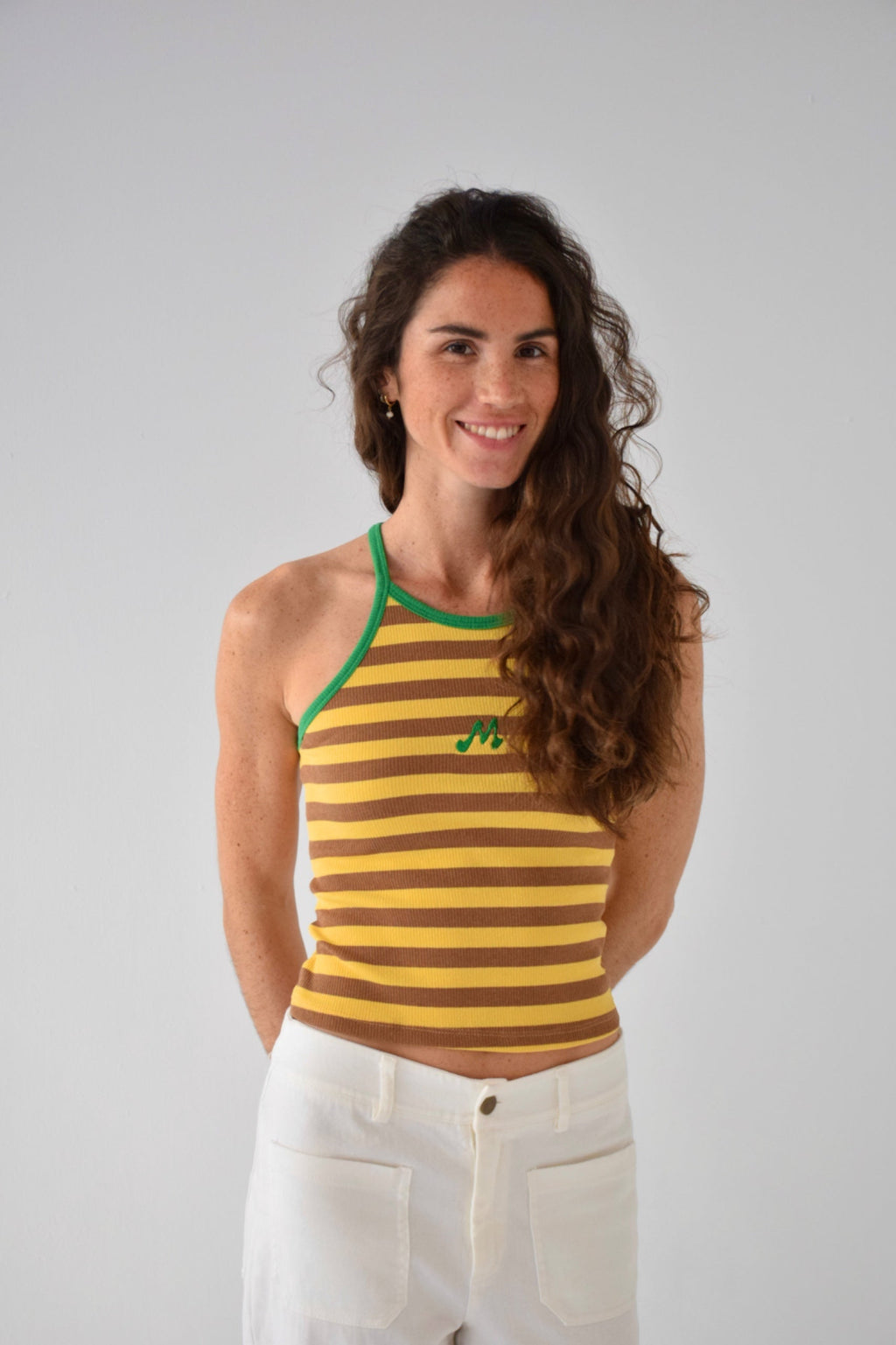 Top Moni Jaune Et Marron