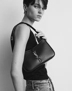 Saint Laurent - Sac Le 5 À 7 Hobo Leather - Black - Femme
