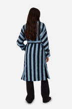 Manteau D'Alpaga À Rayures Bleues