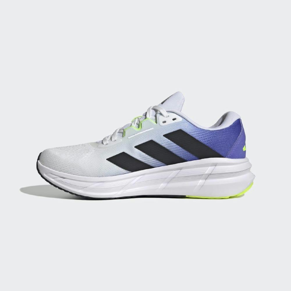 Chaussures de course Adidas Questar 3 - blanc