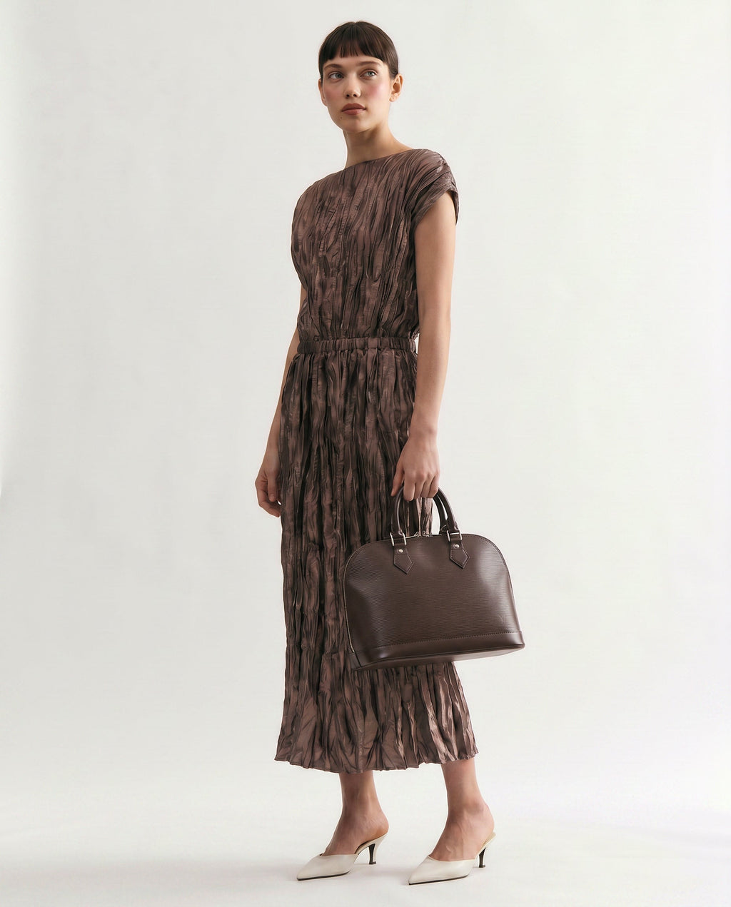 Louis Vuitton Alma Cuir Épi Chocolat