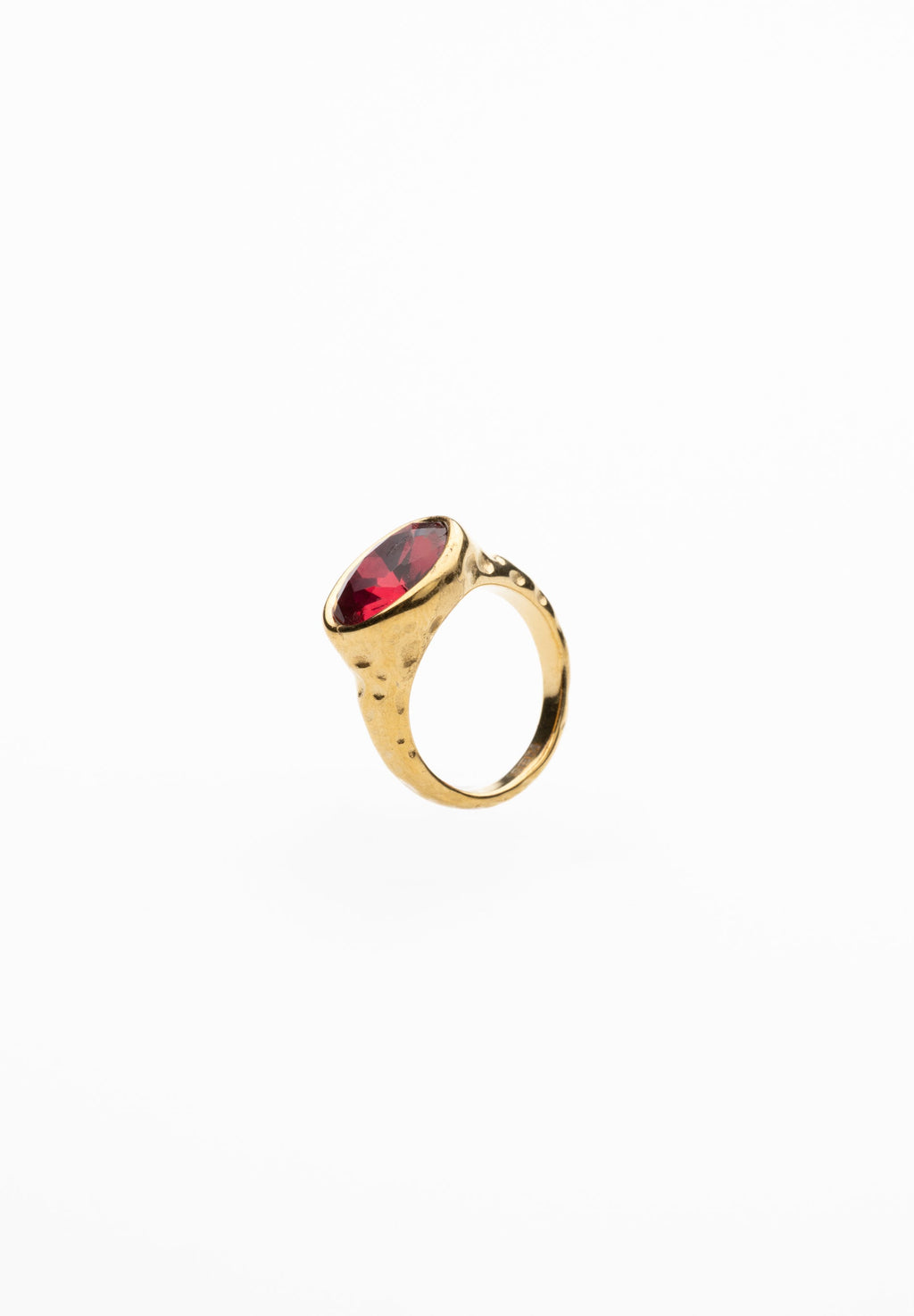 Bague Ovale En Cristal De Grenat